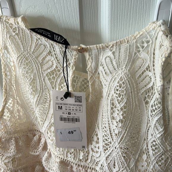 Zara Cream Ruffled Crop Tank Top - Picture 2 of 3